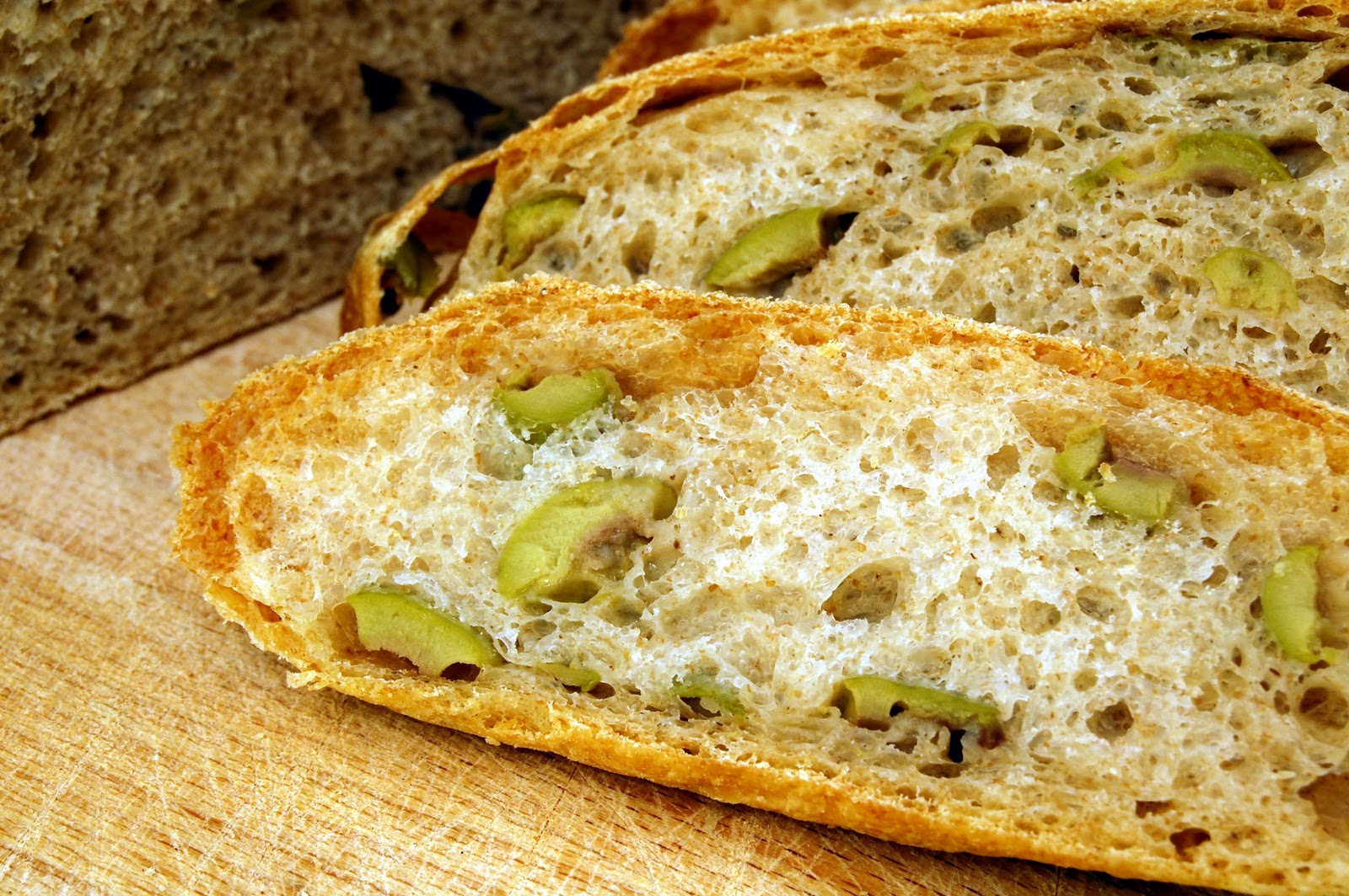 Хлеб с оливковым маслом и прованскими травами
